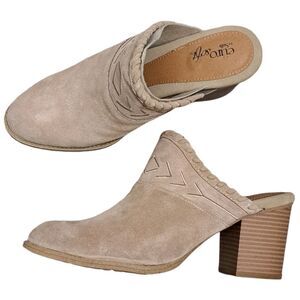 EuroSoft By Sofft Sandy Geometric Embroidery Artisan Clog Suede 9.5 Stone Taupe